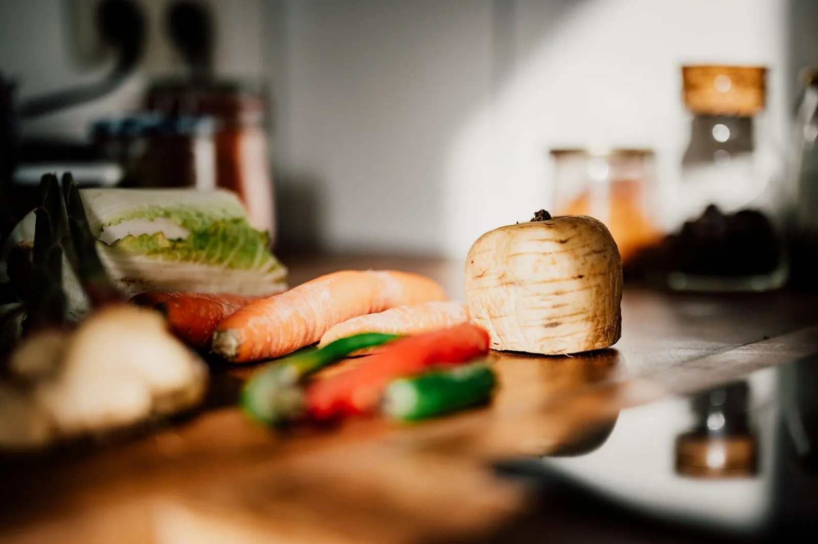 Food being prepared, illustrating that weight change is a separate matter from contouring.