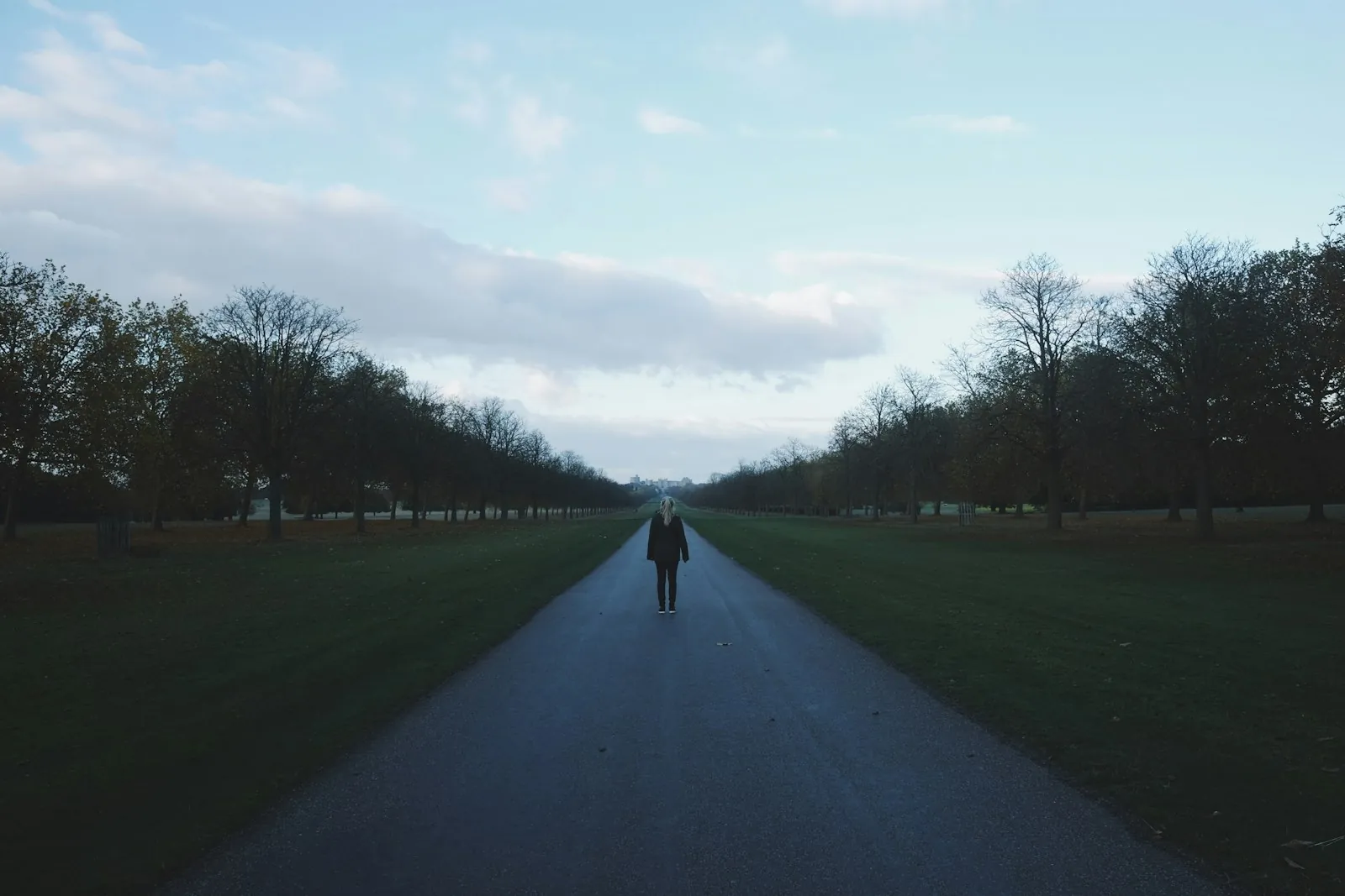A quiet path, illustrating the short walks encouraged from the first days.